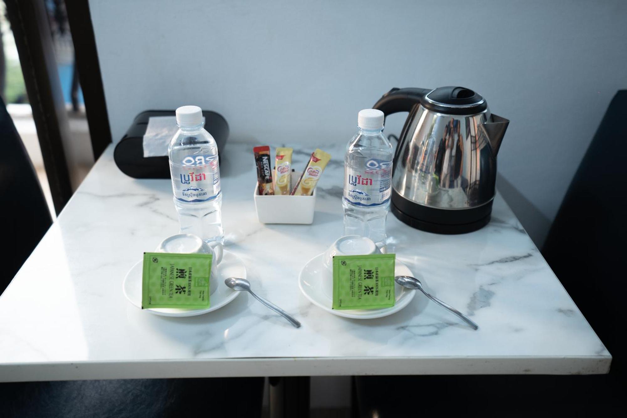 The Eighty8 Hostel Phnompen Kültér fotó